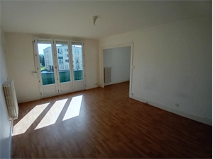 t5 à la location -   08400  VOUZIERS, surface 93 m2 location t5 - UBI481957859